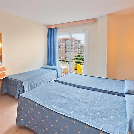 Hotel Htop Summer Sun #htopenjoy Santa Susanna